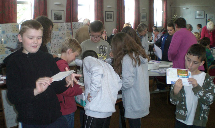 Young collectors at Junior Hampex 2011